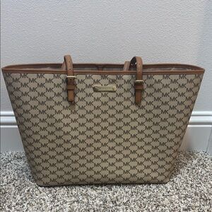 XL Michael Kors Leather Tote